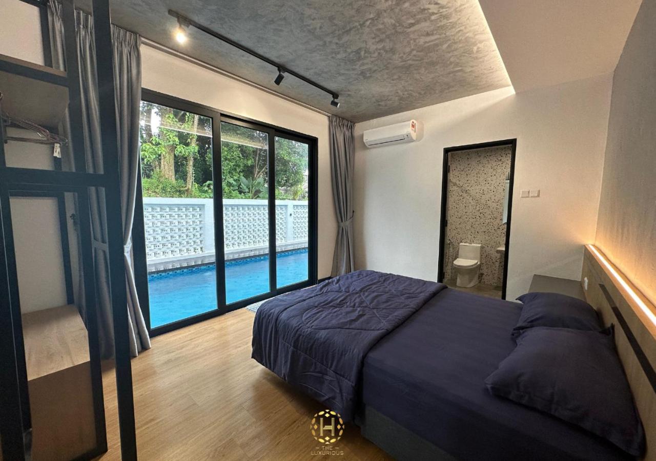 The Luxurious 27, Johor Bahru Villa Exterior photo