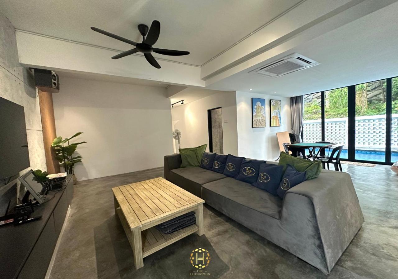 The Luxurious 27, Johor Bahru Villa Exterior photo